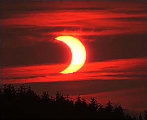 Annular Eclipse over Scotland, Alex Ingram 31/5/03